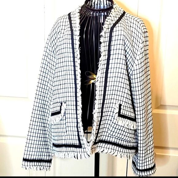 CHICO'S White and Black Check Boucle Check Blazer Size 3 or 1X - Picture 1 of 6
